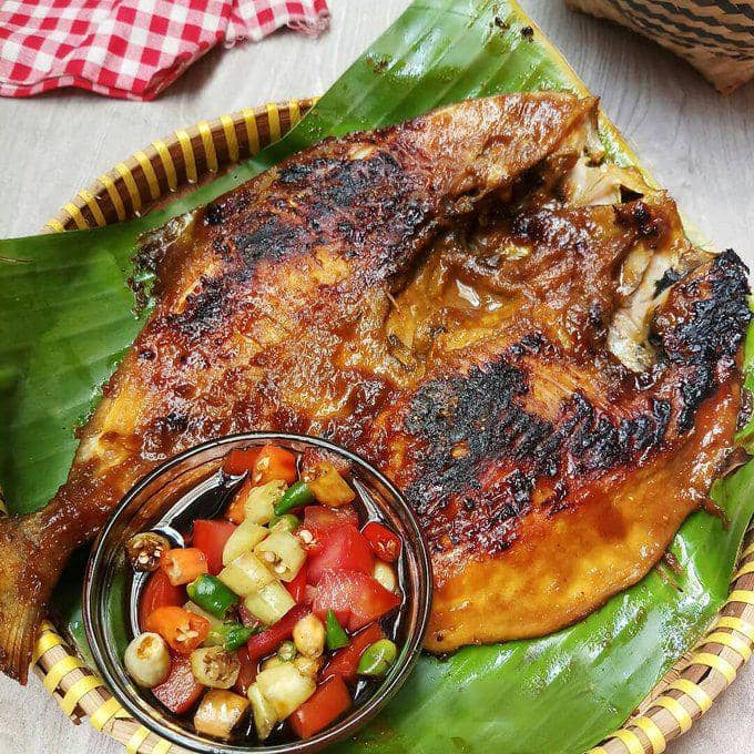 Bu Nanik's Warung: Savoring Nostalgia in Cilacap's Heart